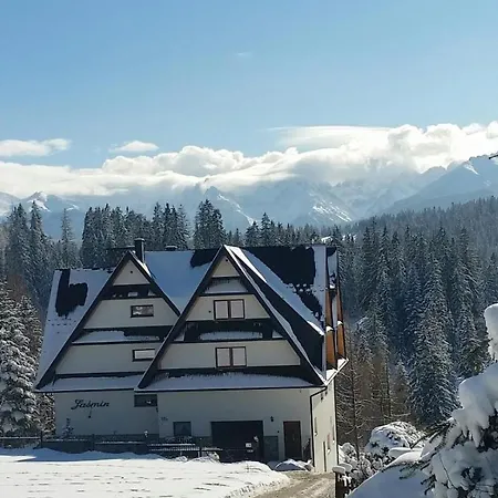 Jasmin ブコビナ・タトシャンスカ