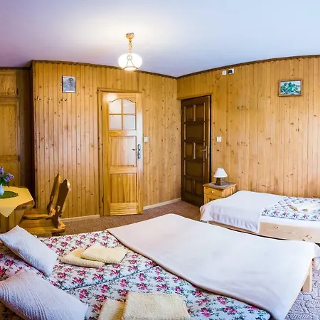 Jasmin ブコビナ・タトシャンスカ