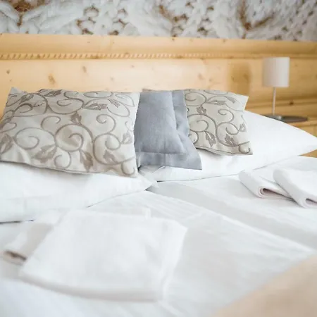 Jasmin Alloggio in famiglia